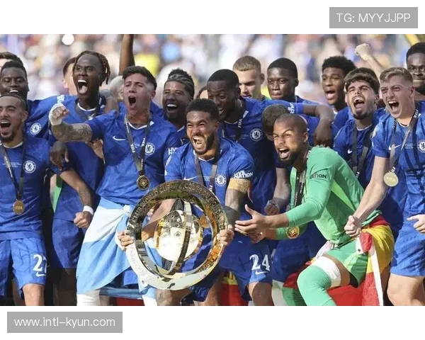 汉堡1-1逼平多特蒙德,柯尼希斯德费尔读秒绝平 汉堡1-1逼平多特蒙德,柯尼希斯德费尔读秒绝平