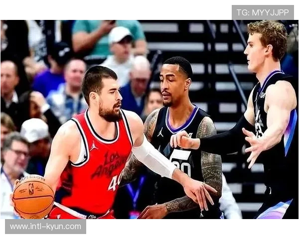 快船不敌尼克斯，分析指出祖巴茨在场影响球队进攻空间