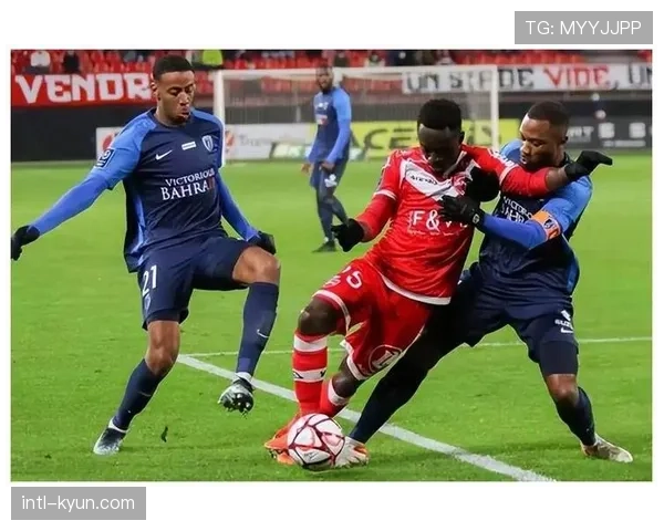 业余联赛调研:意甲战术潮流下渗,民间比赛对“快速通过中场”理念认知加深